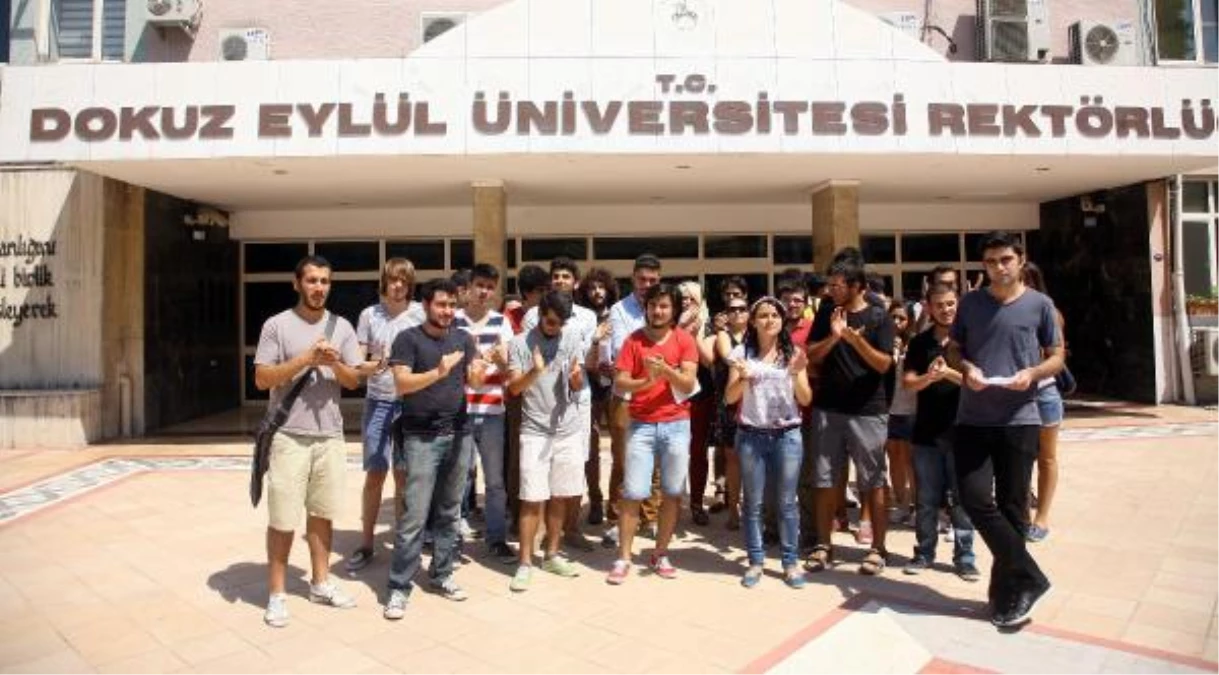 Rektör Füzün, Sınav Mağduru Öğrencilerle Görüştü