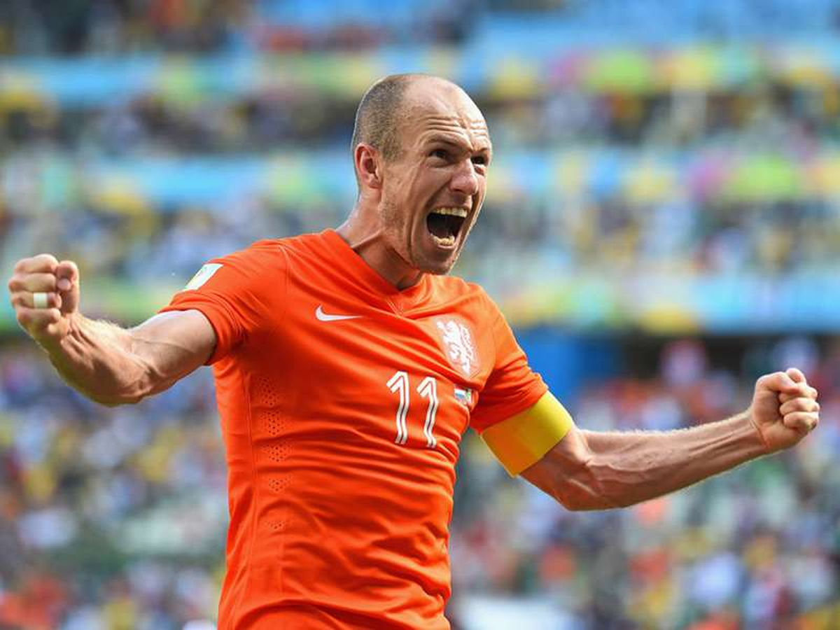 Robben: Arjantin Messi\'den Fazlası