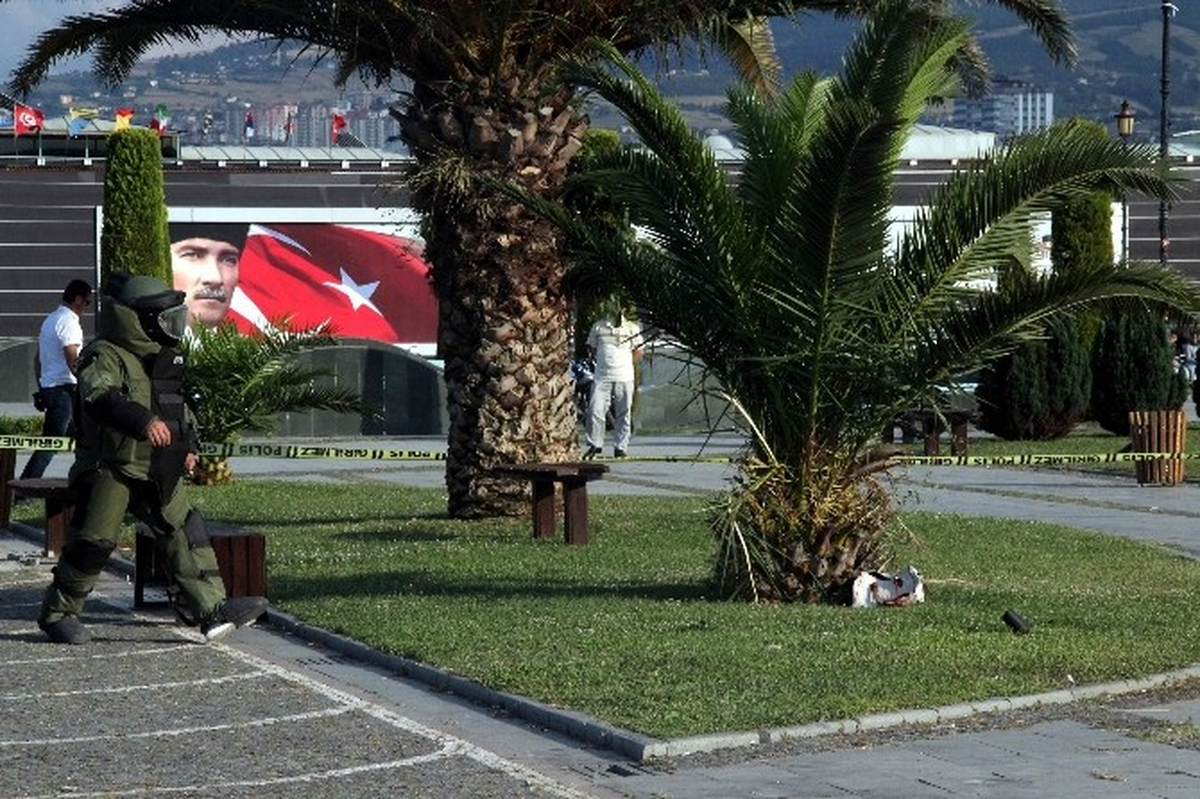 Samsun\'da Şüpheli Çanta Paniği