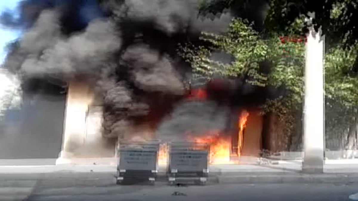 Şanlıurfa\'da Trafo Patladı
