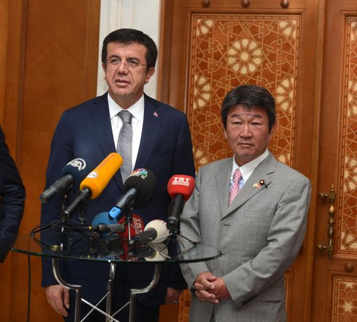 Türk-Japon Ticaret ve Yatırım Zirvesi Hilton Otel\'de Yapıldı