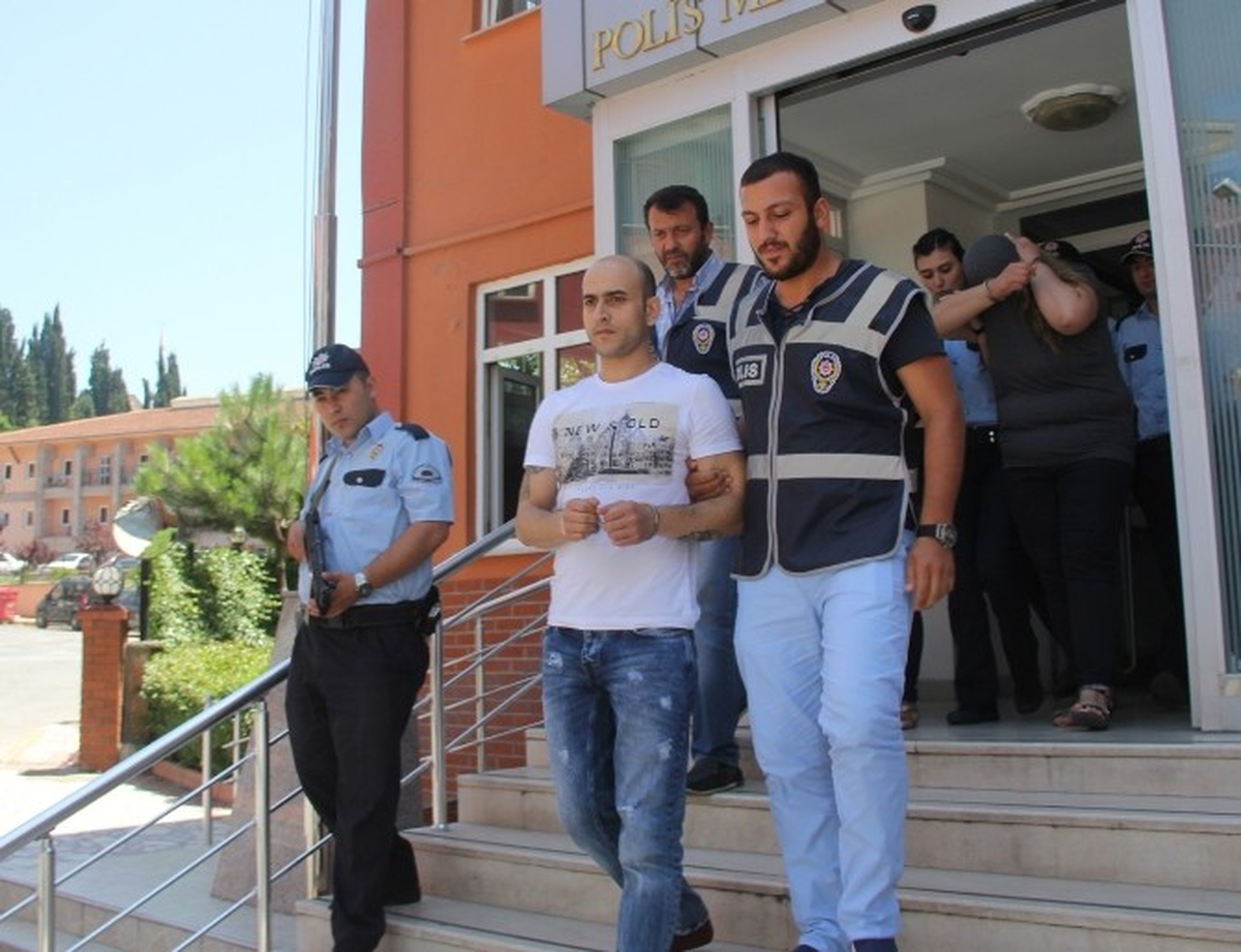 250 Ayrı Suçtan Sabıkalı Olan Hırsızlık Zanlıları Tutuklandı