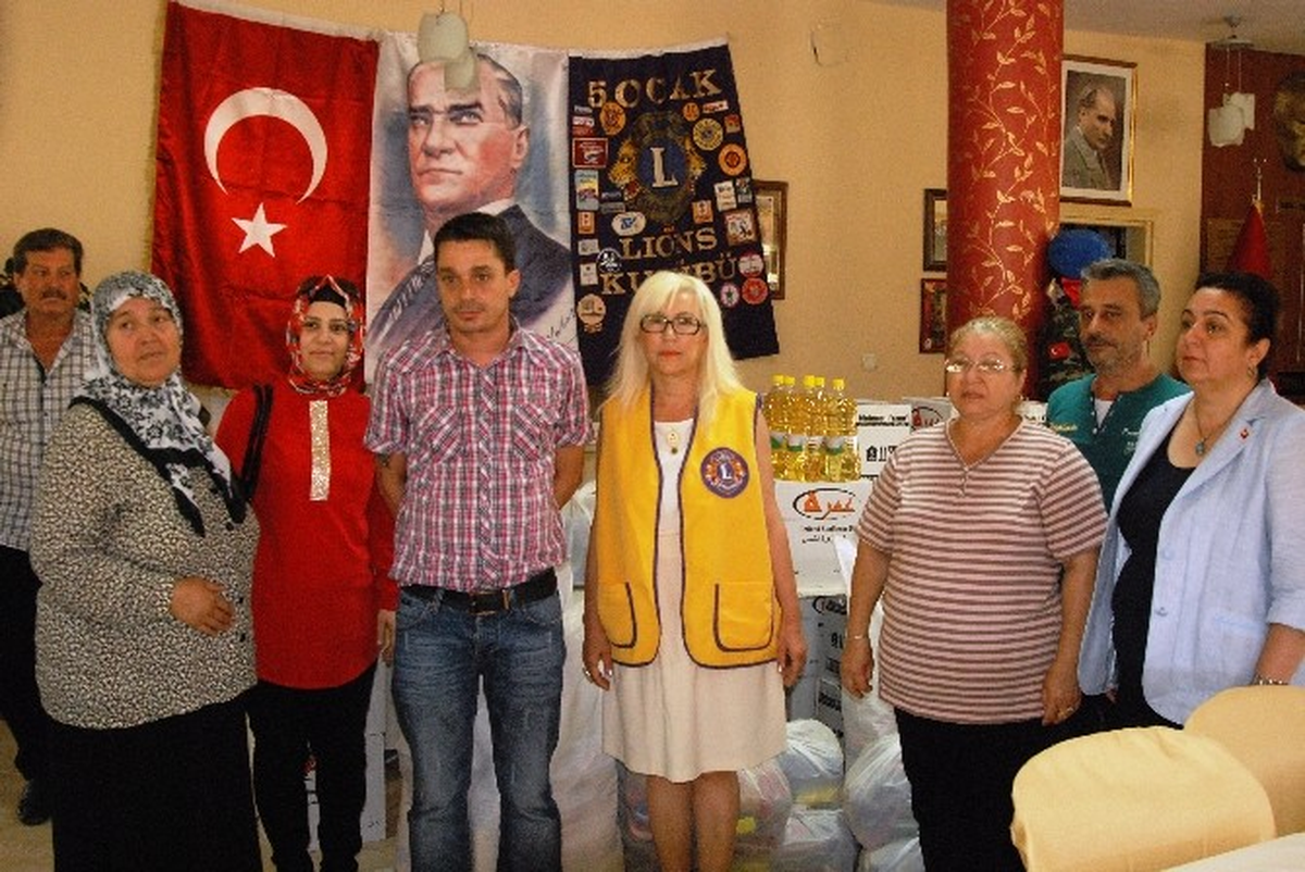 5 Ocak Lions Kulübü\'nden Şehit Ailelerine Yardım