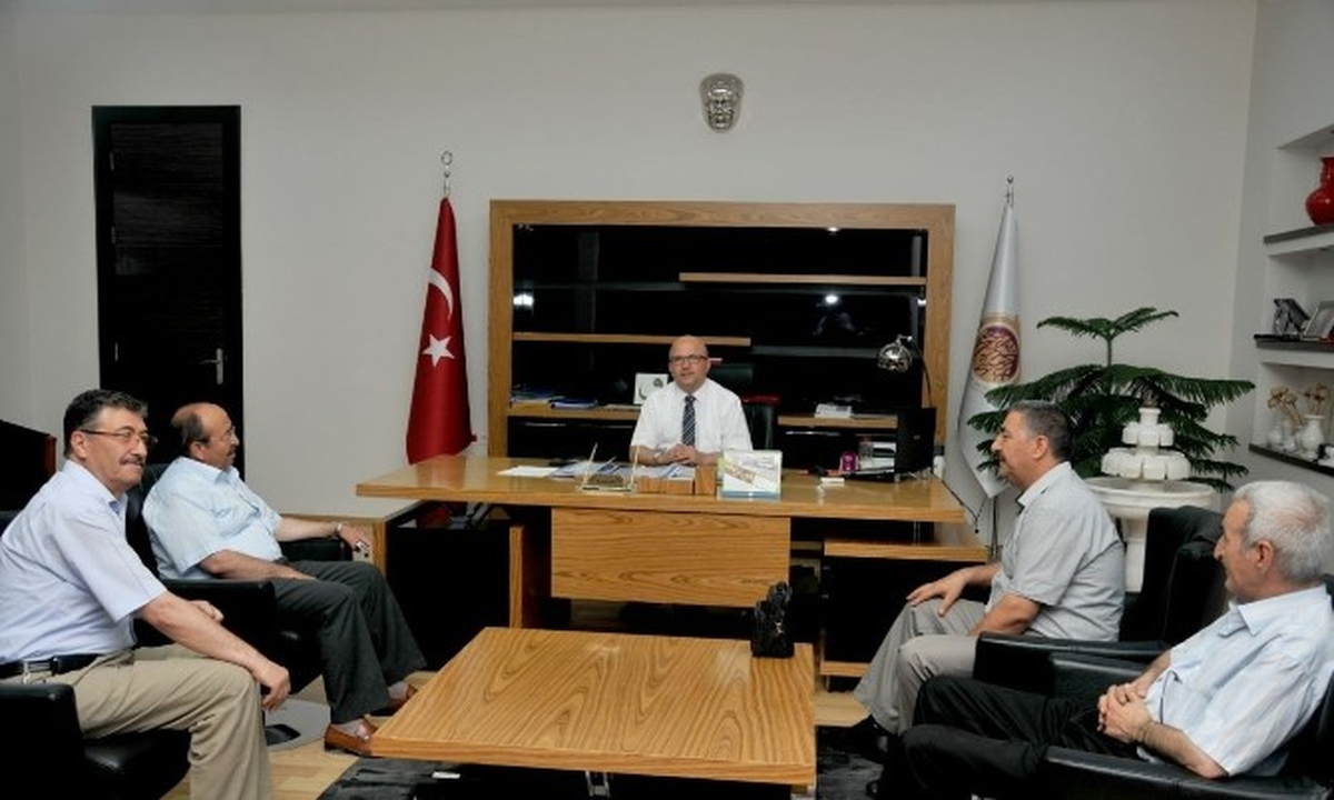 Afyon Yörükler Kültürel ve Sosyal Yardımlaşma Derneği\'nden Başkan Çoban\'a Ziyaret