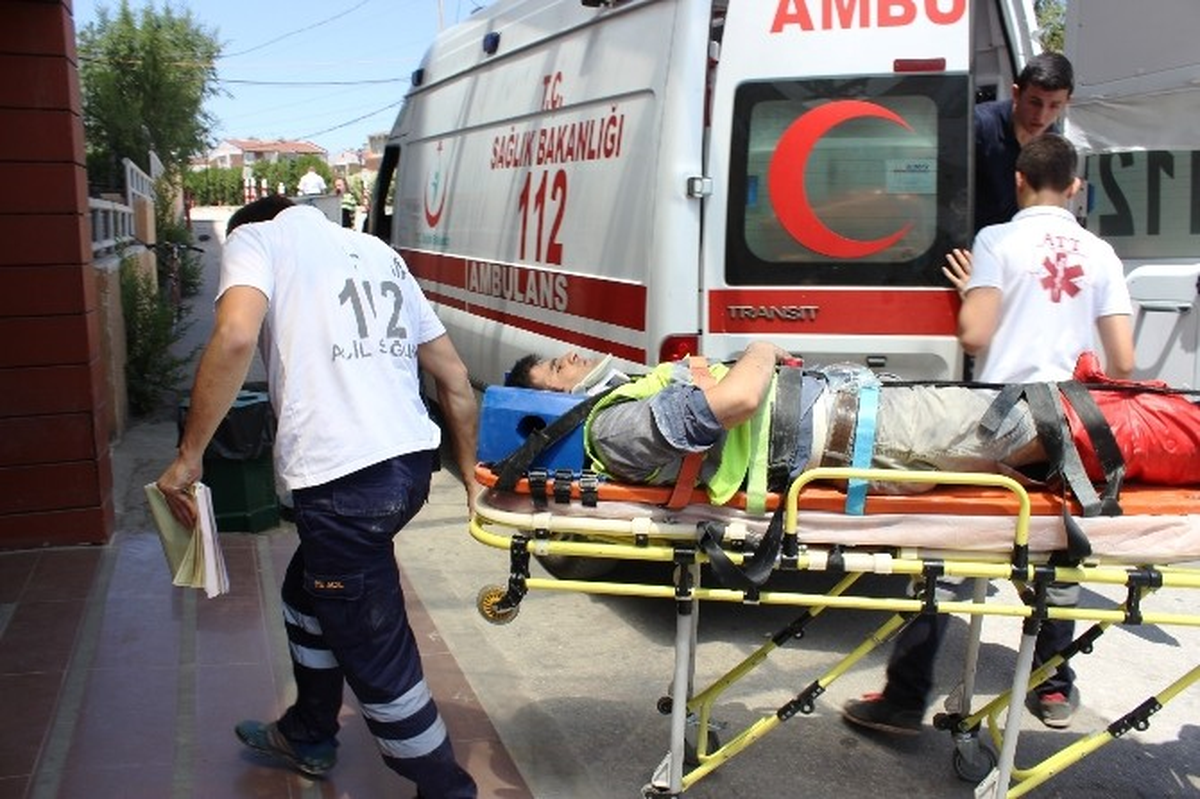 Asansör Boşluğuna Düşerek Yaralanan İşçi Kurtarıldı