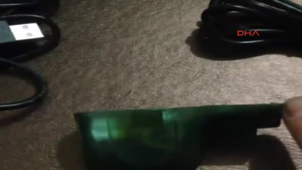 Atm\'lere Yerleştirdikleri Aparatlarla Vurgun Yapmışlar
