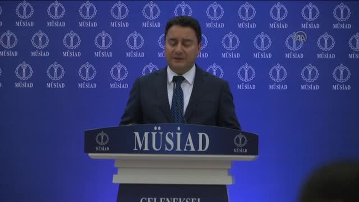 Babacan: "17 Aralık her yönüyle bir darbe girişimiydi" -