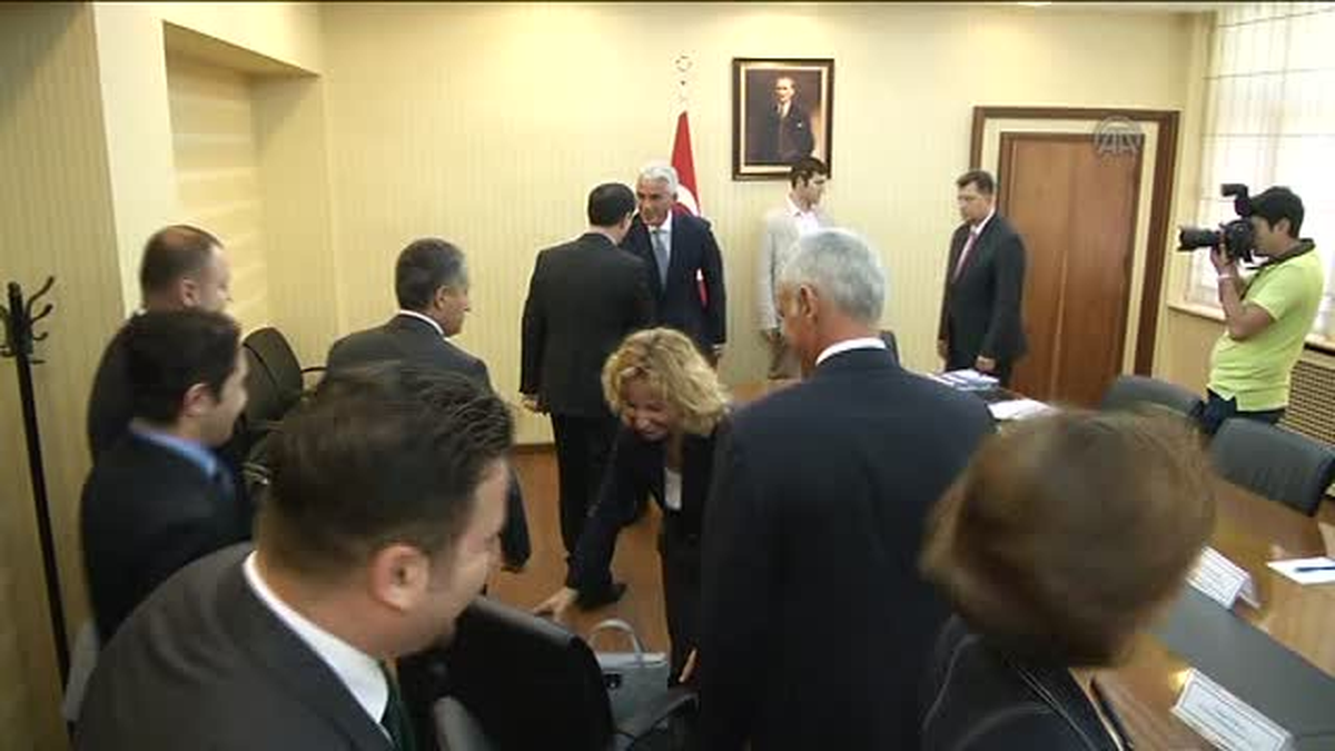 Başbakan Yardımcısı İşler, TÜSİAD Başkanı Dinçer\'i kabul etti -