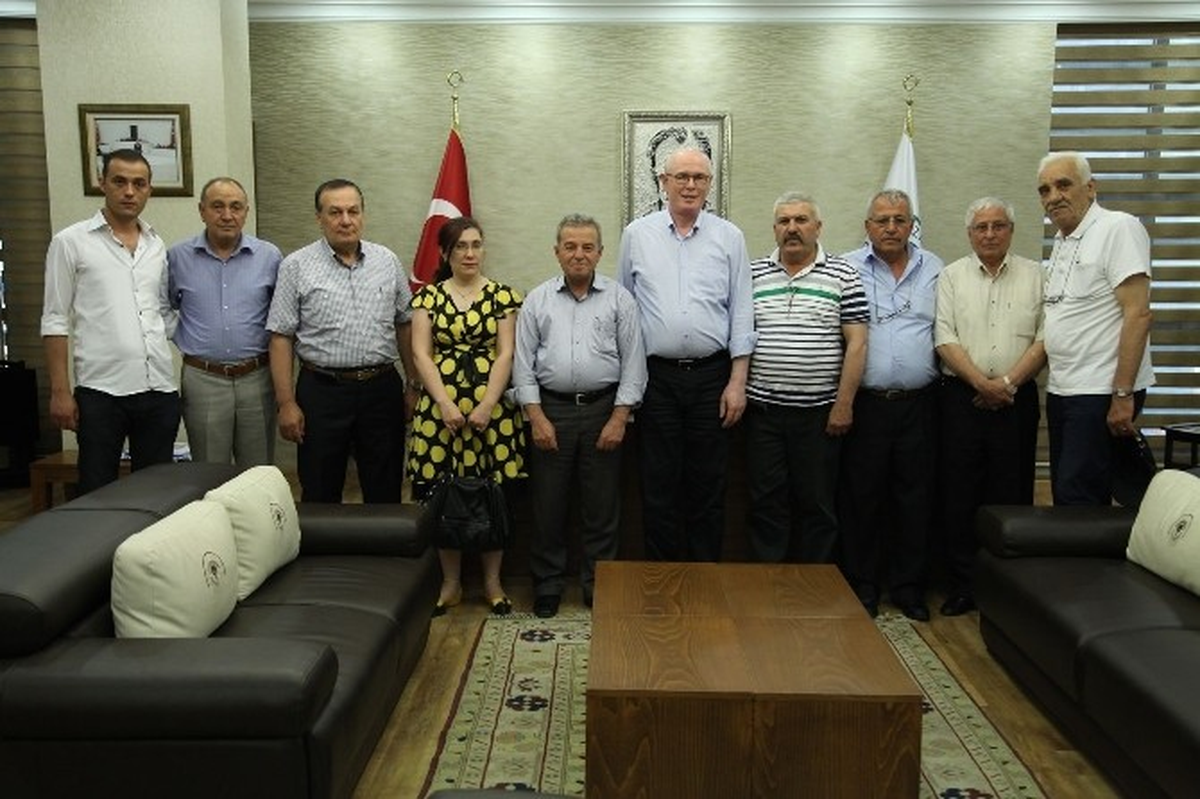 Beylikovalılar Derneği\'nden Başkan Kurt\'a Ziyaret