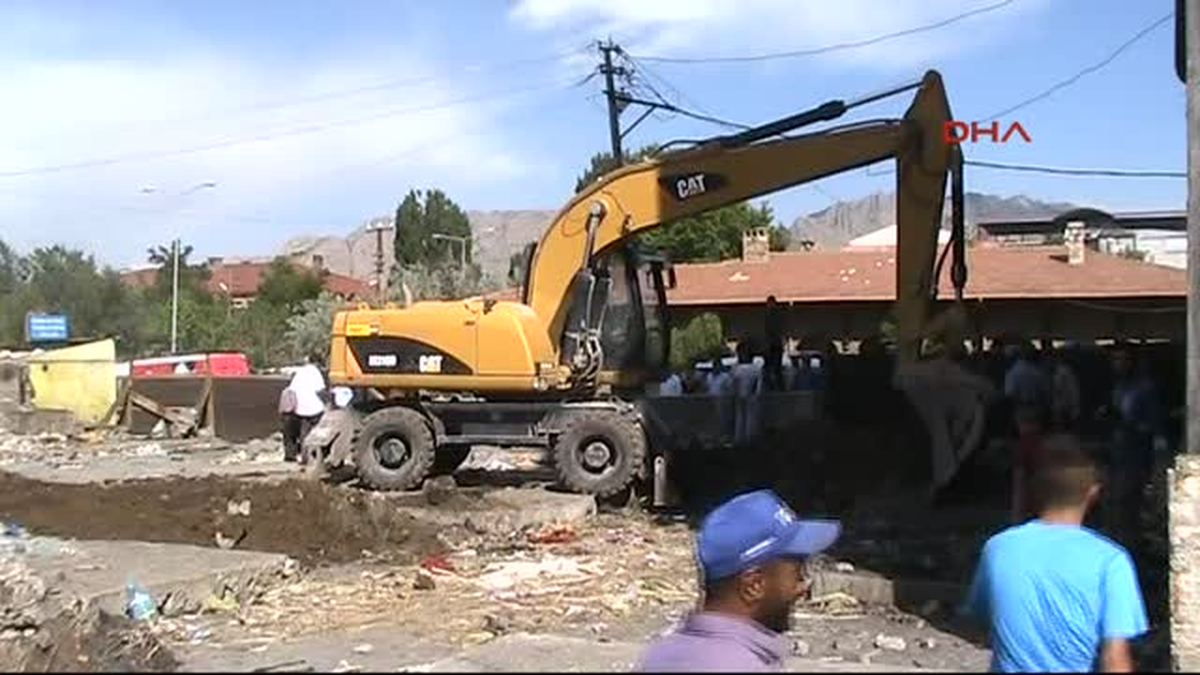 Define Bulundu İhbarı Yıkımı Durdurdu