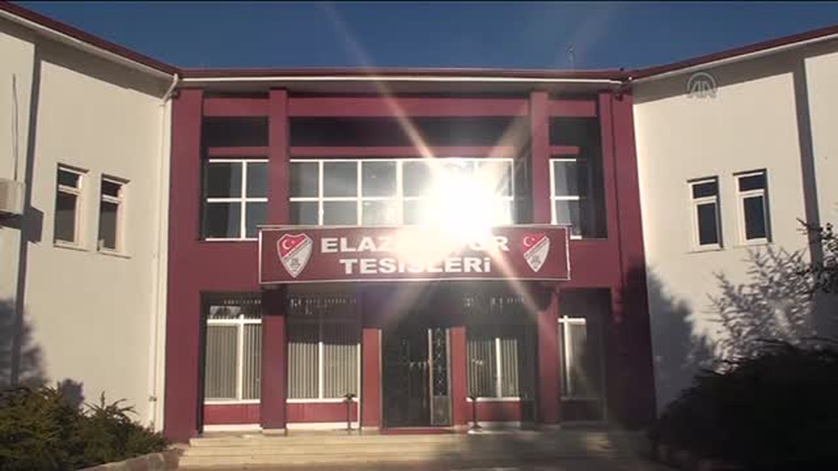 Elazığspor, topbaşı yaptı