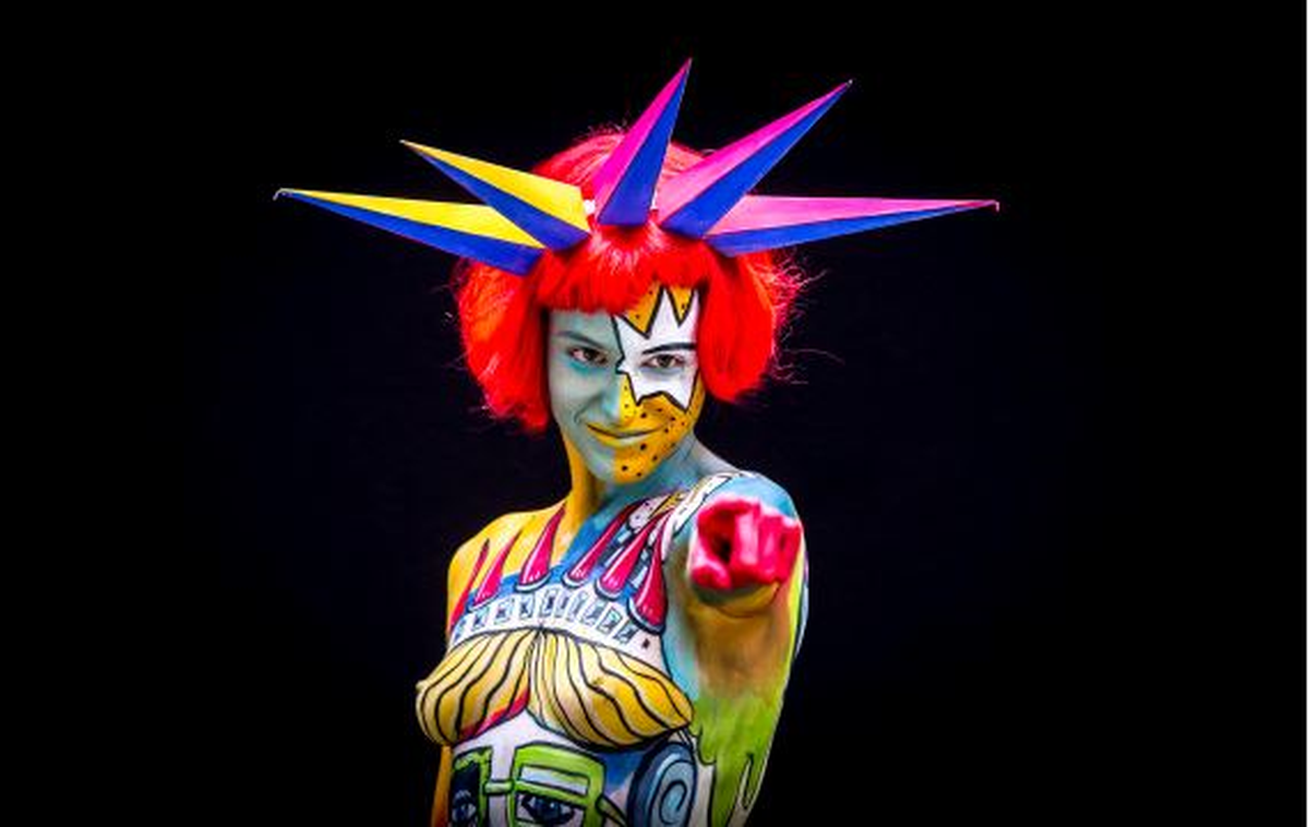 Finlandiyalı Rıına Vücut Boyamada Dünya Şampiyonu