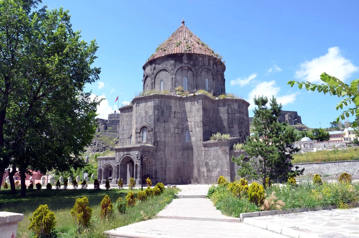 Gazi Kars"A Rekor Ziyaretçi