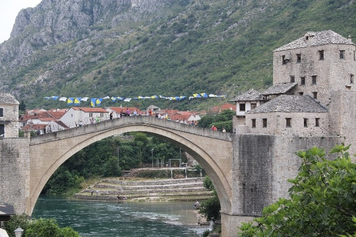 İzlerin Ülkesi Bosna- Hersek