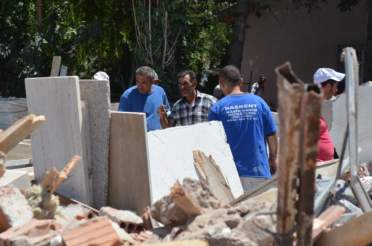 Mermerciler Sitesi\'ndeki Yıkım Çalışmaları Bayram Sonuna Kadar Ertelendi