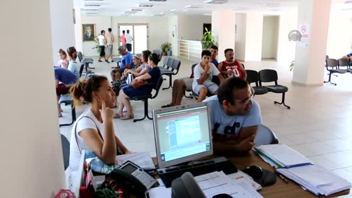 Nüfus Müdürlüklerinde Yazlıkçı Yoğunluğu Yaşandı