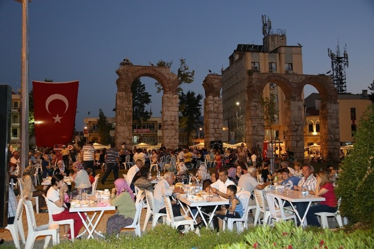 Selçuk Belediyesi Aşevi Rekora Koşuyor