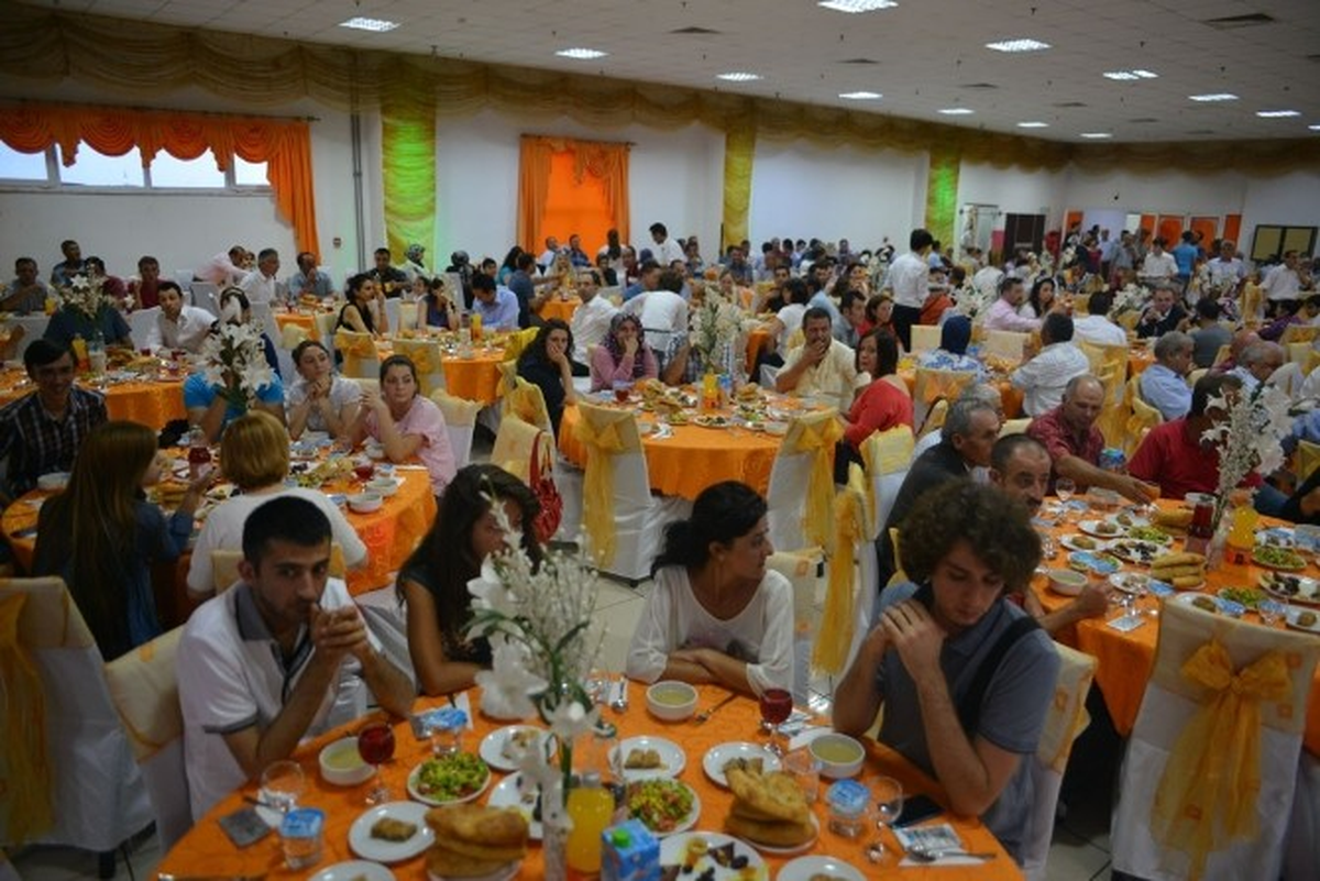Tepebaşı Belediye Personeli İftarda Buluştu