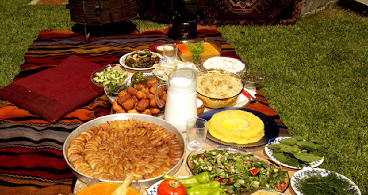 Yunus\'un Diyarına \'Hayır\'lı Hizmet