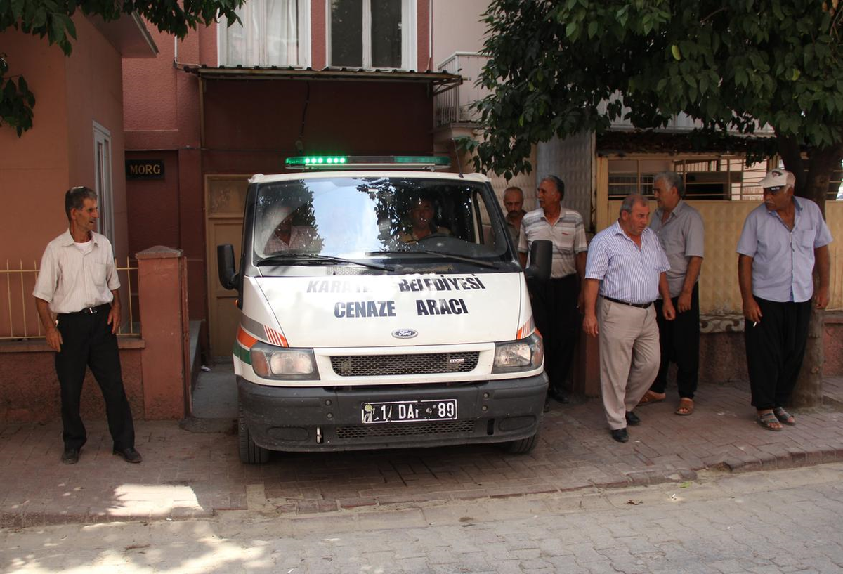 Adana\'da Baba ile Oğlu, Sulama Kanalında Ölmüş Halde Bulundu