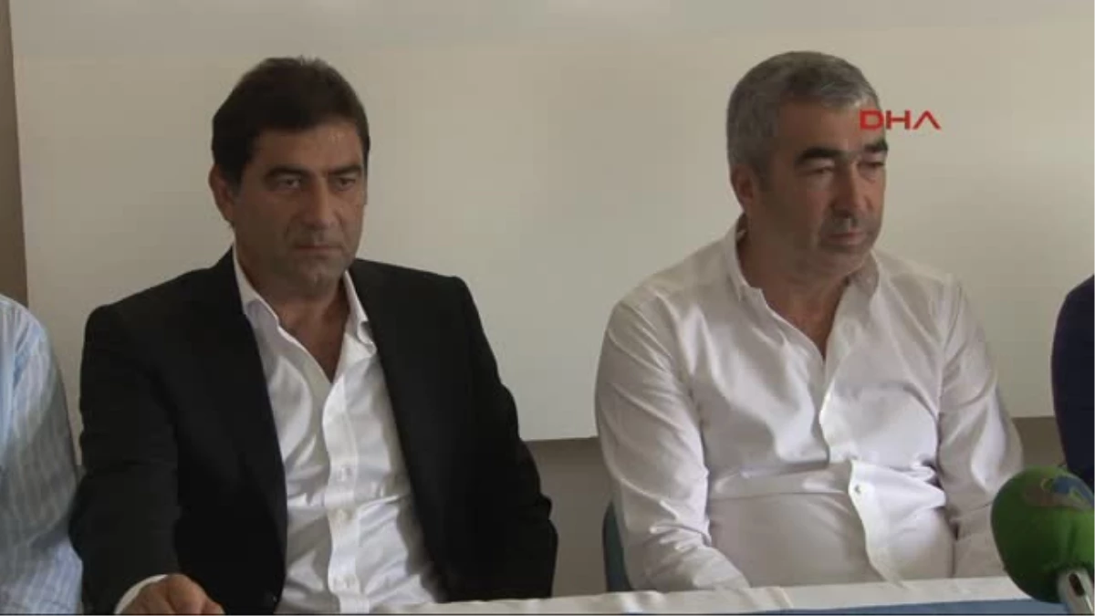 Adana Demirspor\'da Aybaba ve Karaman İmzayı Attı