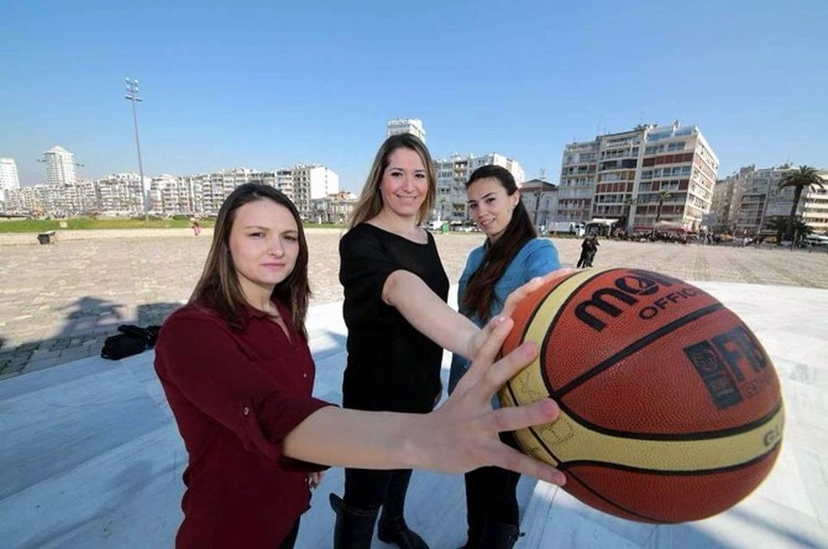 Aydınlı Mürüvvet Urla Gençlikspor Basketbol Takımı\'na Transfer Oldu