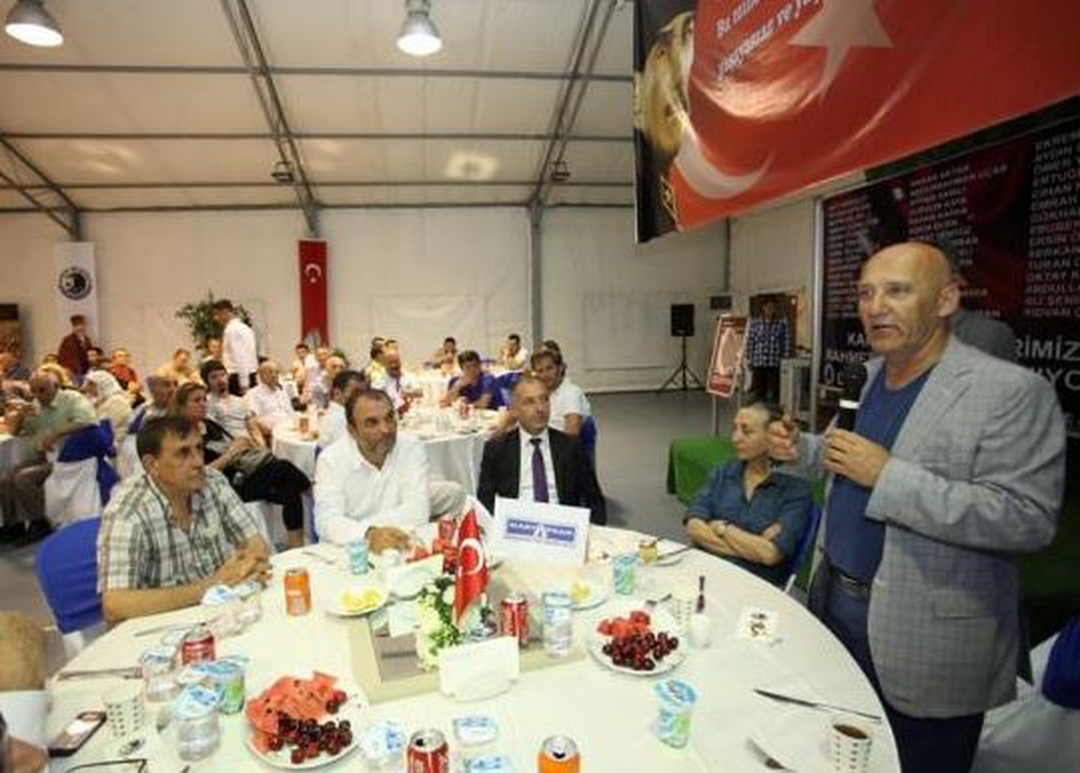 Başkan Altınok Öz, Atalar Mahallesi Sakinleri ile İftarda Buluştu