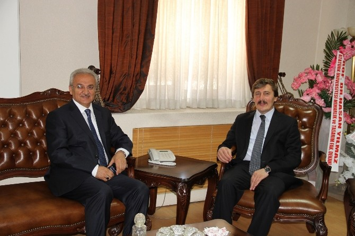Başkan Başsoy Rektör Çapoğlu\'nu Ziyaret Etti