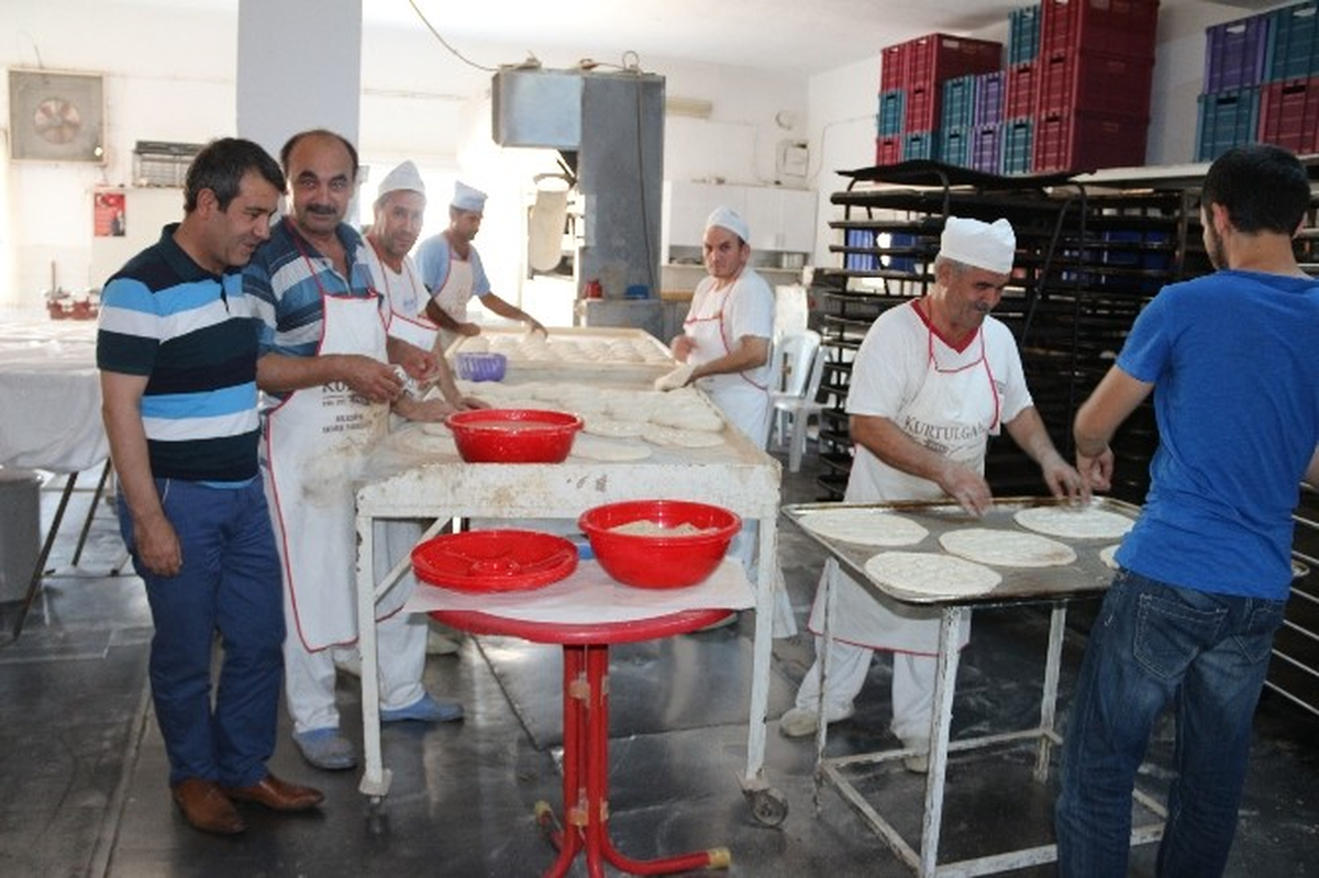 Başkan Yılmaz Fırın Denetledi