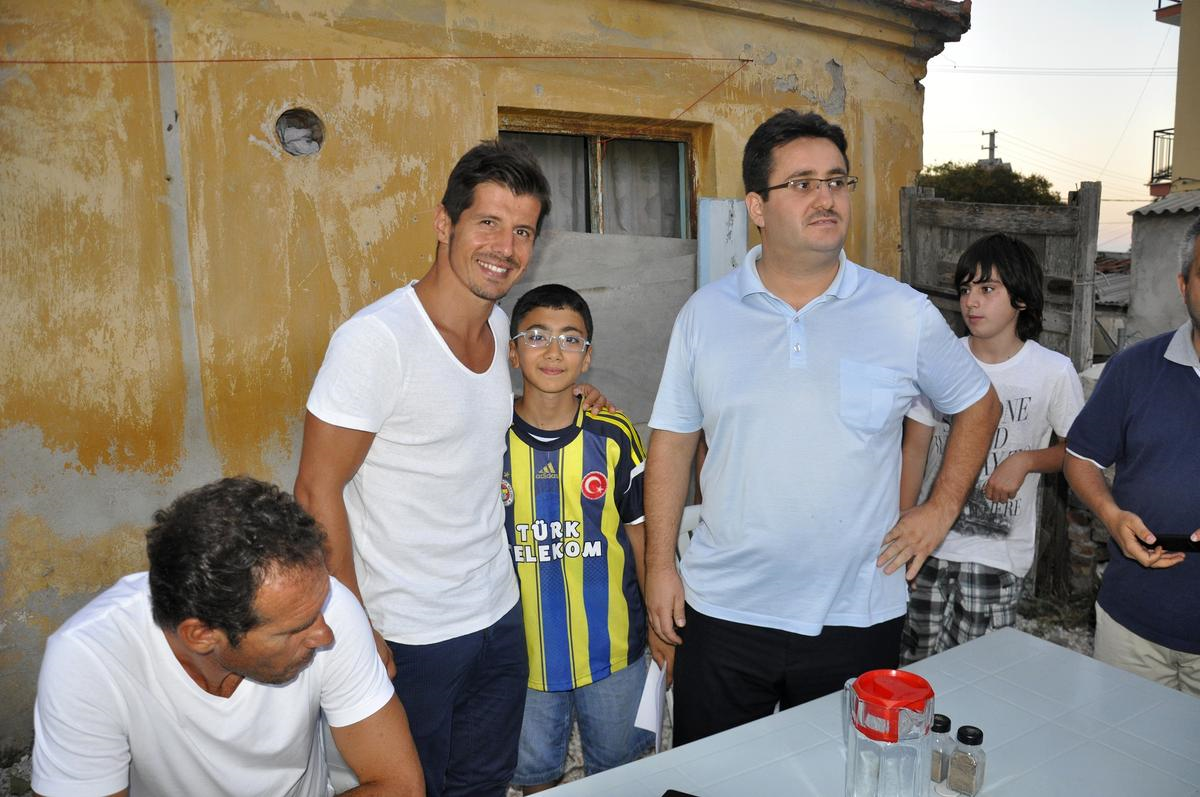 Belözoğlu Urla\'da İftara Katıldı