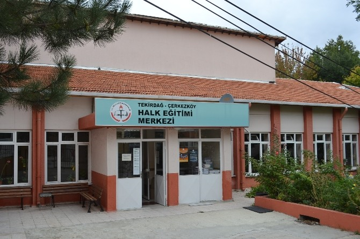 Çerkezköy Halk Eğitim Merkezi Yeni Dönem Kurslara Hazırlanıyor