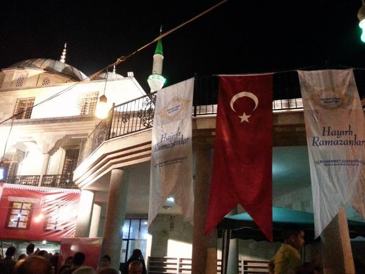 CHP: AK Parti Camide Dondurmalı Siyaset Yapıyor