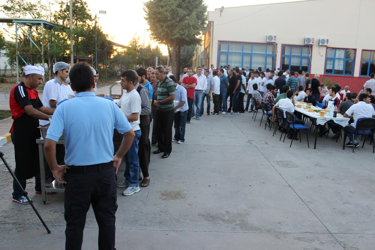Diyarbakır\'da Hükümlülere İftar