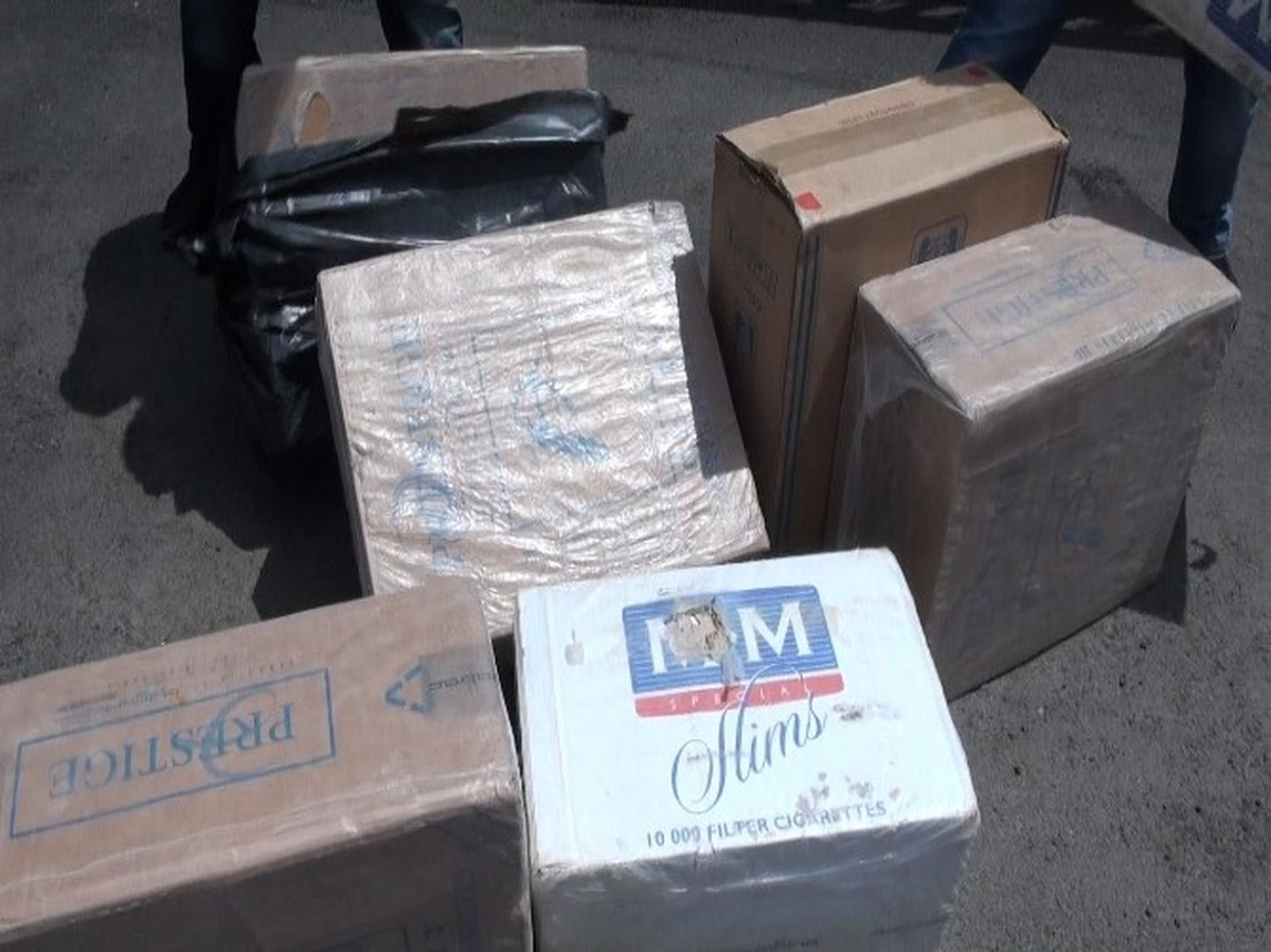 Erzurum\'da Mühürlü Tır\'dan 507 Bin 500 Paket Kaçak Sigara Ele Geçirildi