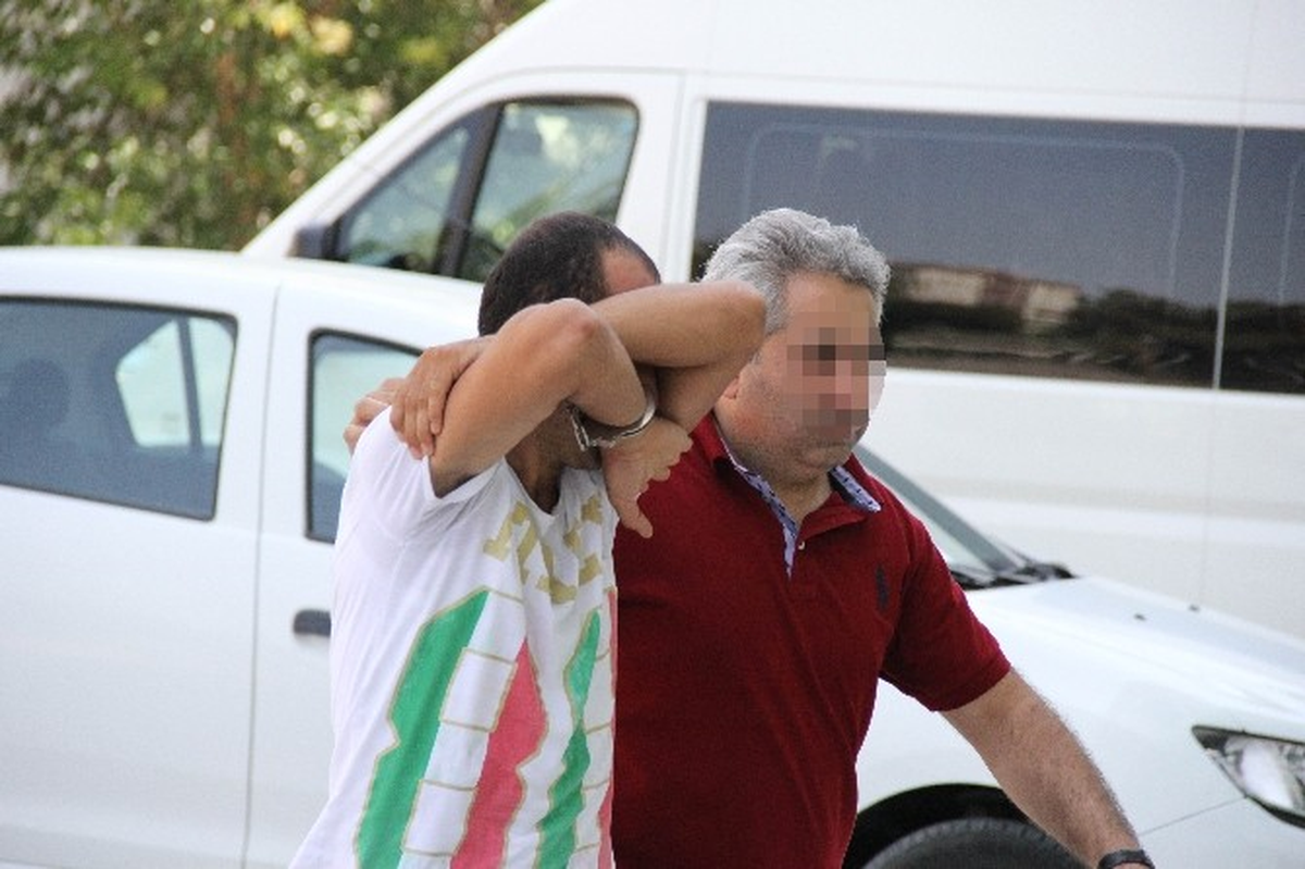 Evinde Uyuşturucuyla Yakalandı
