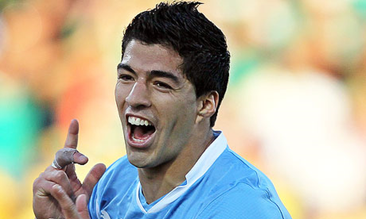FIFA Uruguay ve Suarez\'in Başvurusunu Reddetti