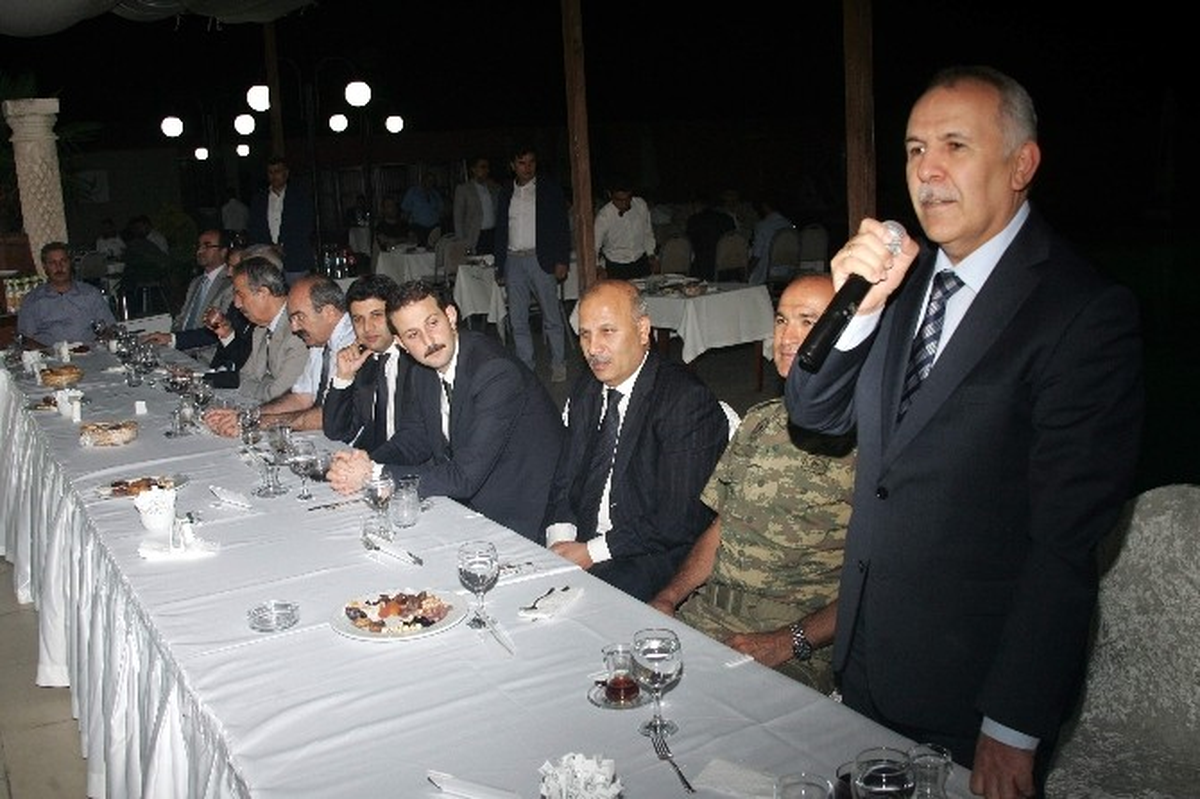 Gaziantep Valisi Erdal Ata Şehit ve Gazi Aileleri İftarda Buluşturdu