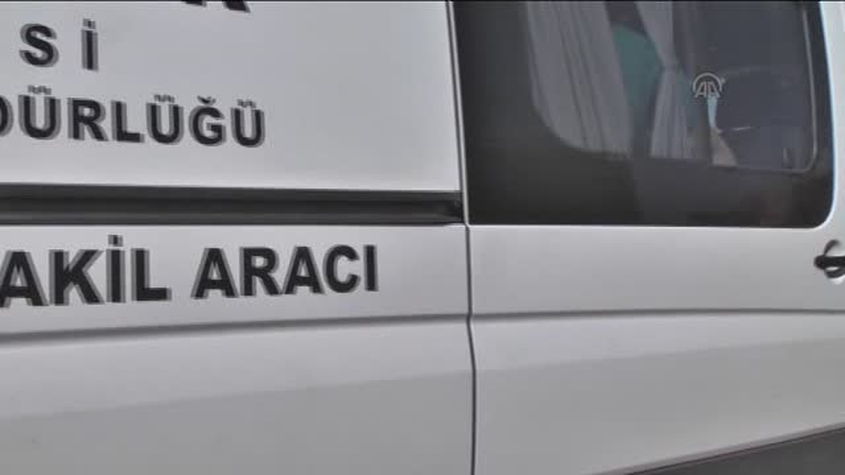 Gaziosmanpaşa\'daki bayrak indirme olayı - Ali Uçkun\'un cenezesi -