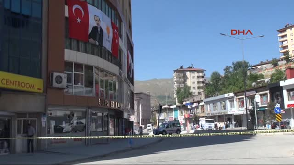 Hakkari\'de, Şüpheli Valiz Paniği