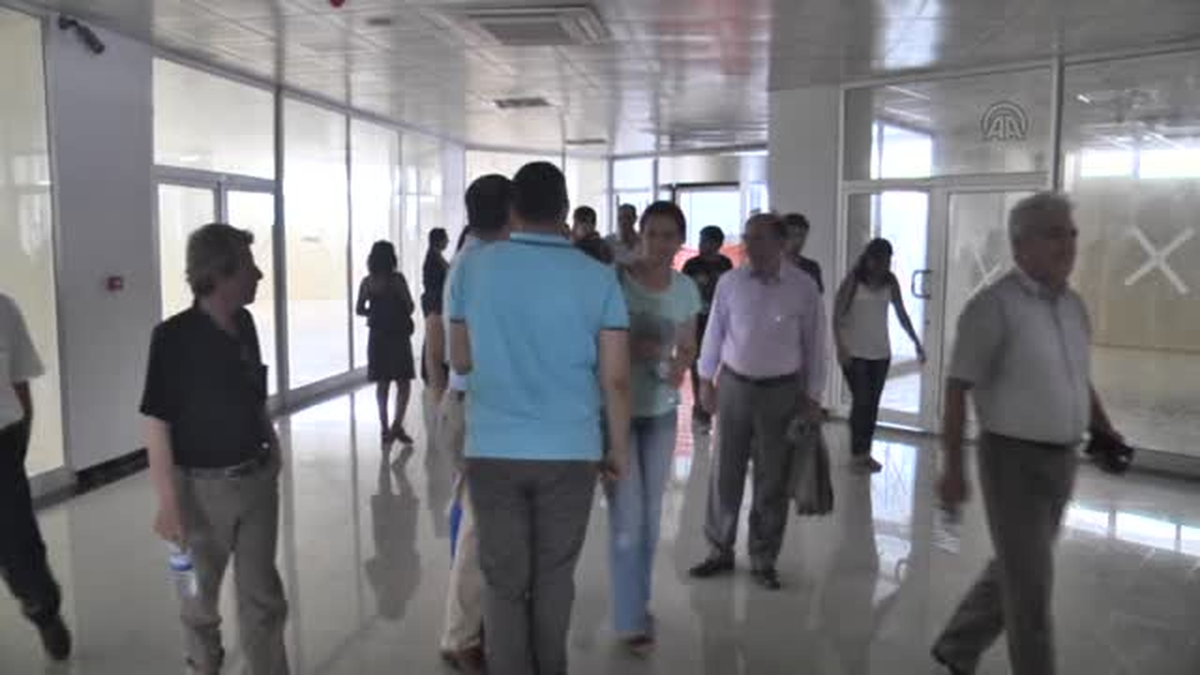 HDP Eş Genel Başkanı Yüksekdağ, Hatay\'da