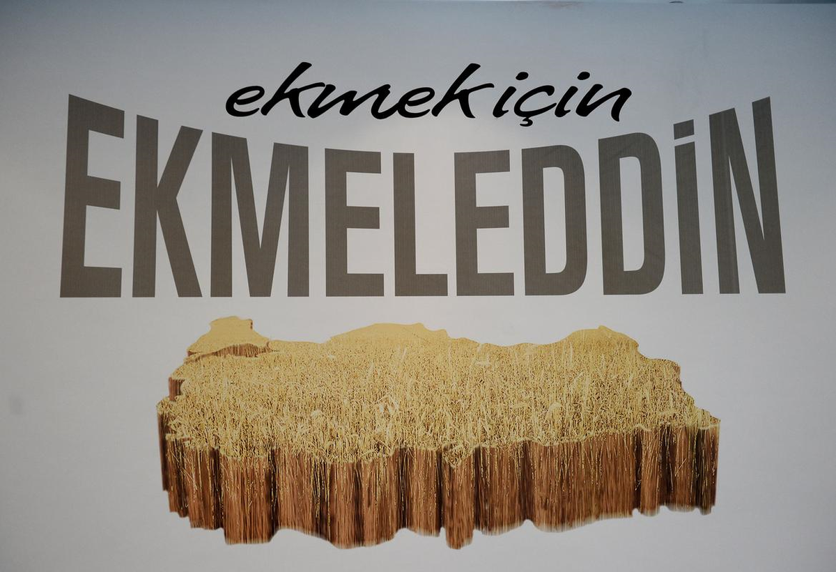 İhsanoğlu, Kampanya Sloganı ve Seçim Bildirgesini Açıkladı
