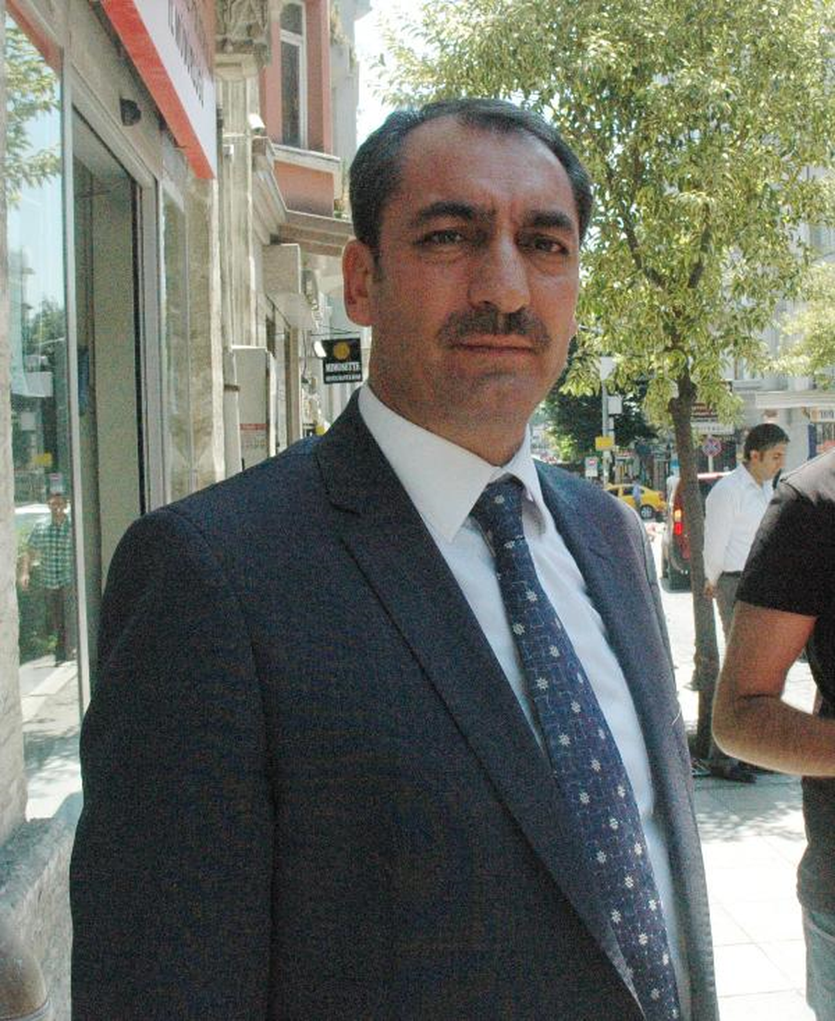 İnaltekin: Çalışan Kadınları Darp Ederek Binayı İşgal Ettiler