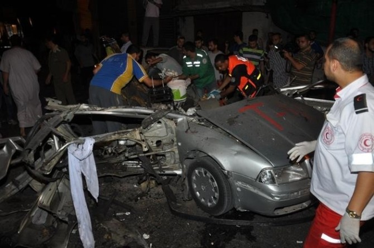İsrail Gazze\'de Basın Aracını Bombaladı