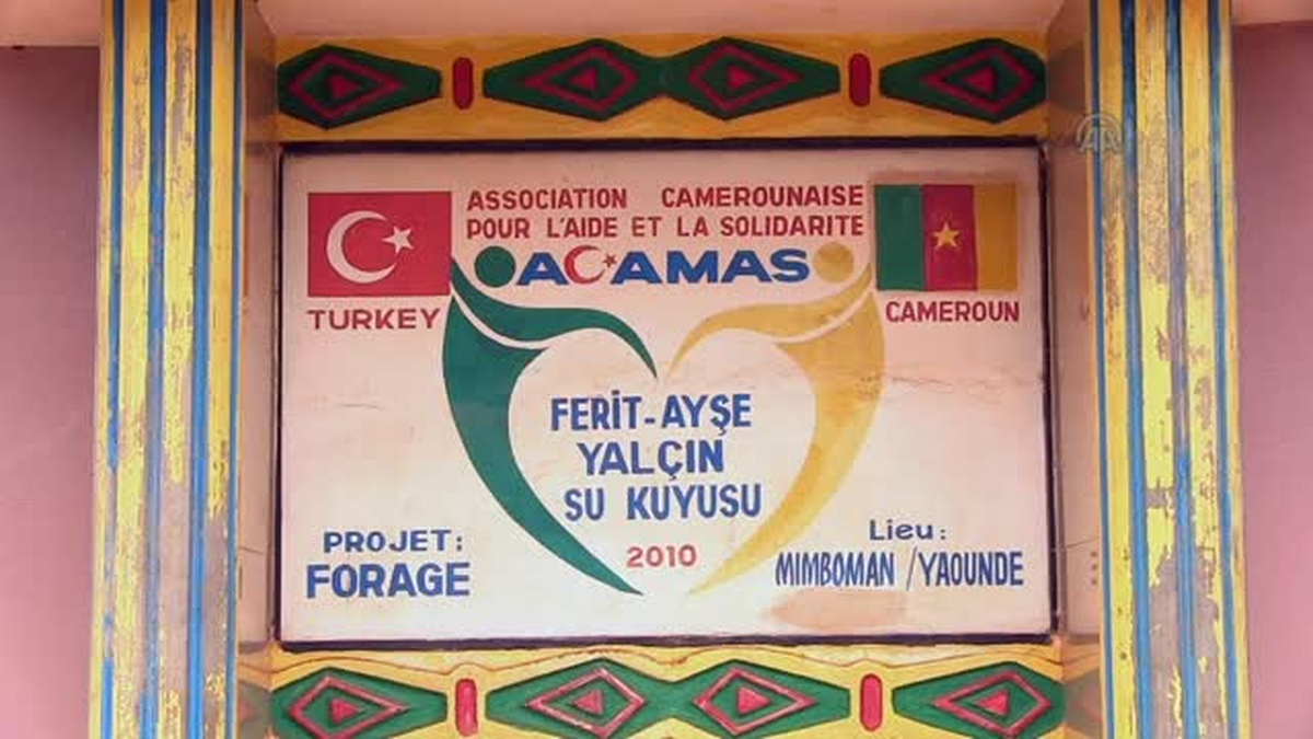 Kamerun\'da Kültür ve Eğitim Derneği Ramazanı "Aydınlatıyor"