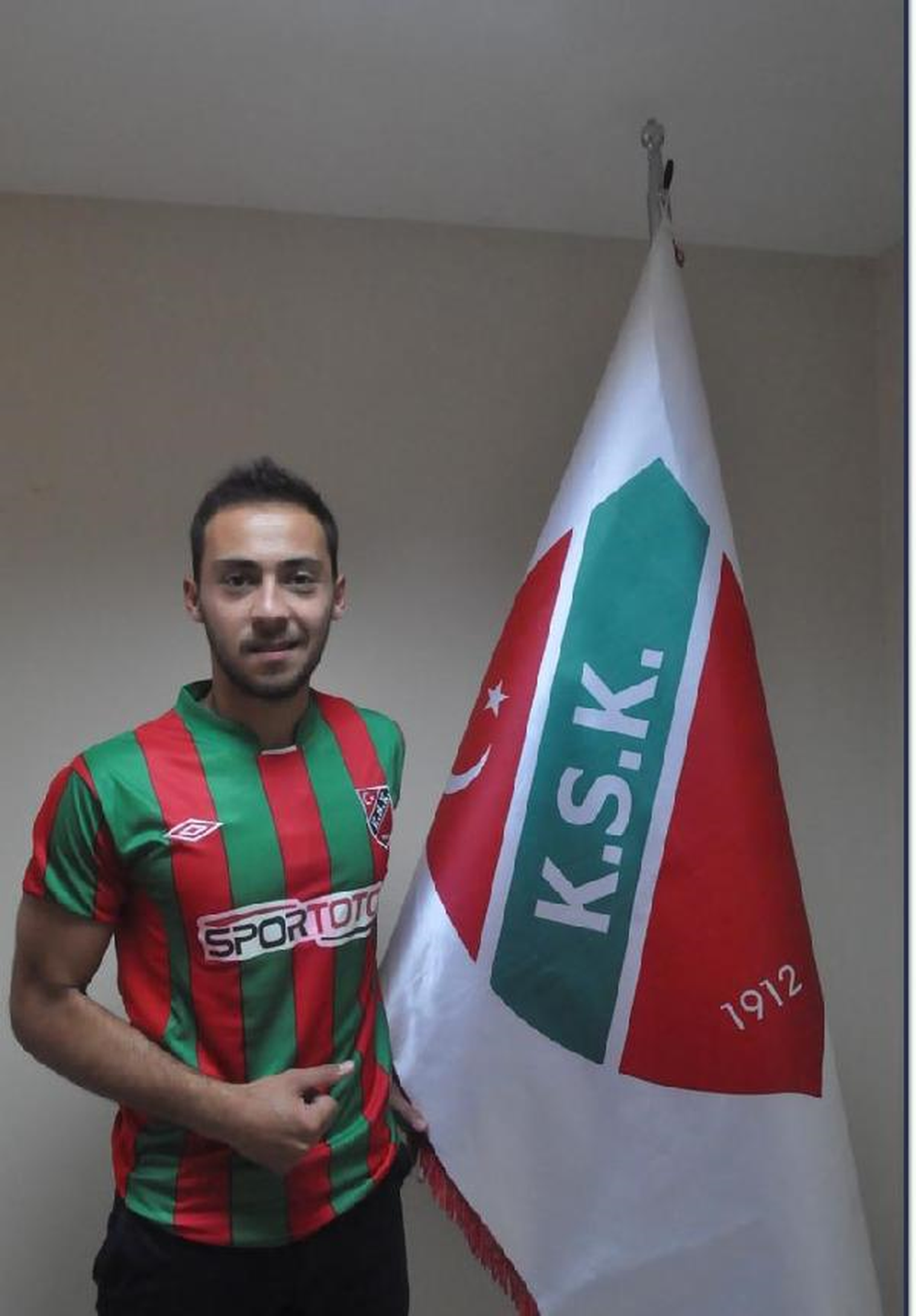 Karşıyaka Kaleci Aykut\'u Aldı