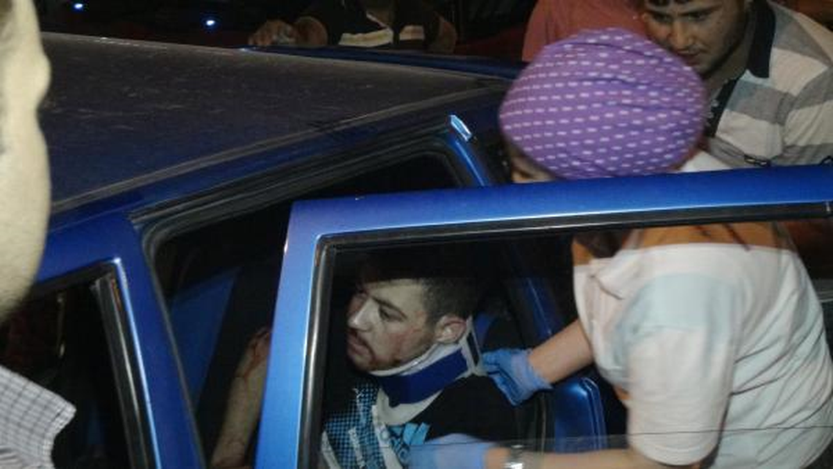 Minibüs ile Otomobil Çarpıştı: 3 Yaralı
