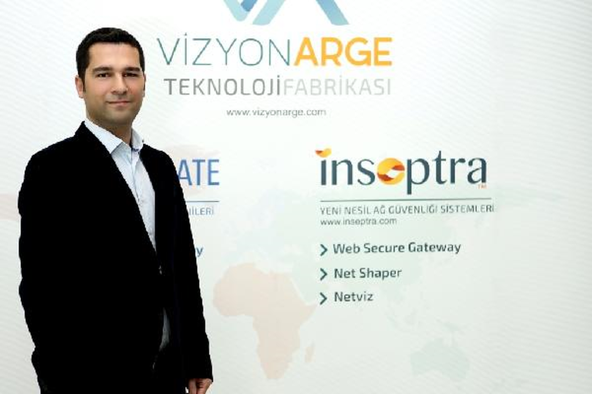 Mobil Cihazlar Sosyal Hayatı Ele Geçiriyor"