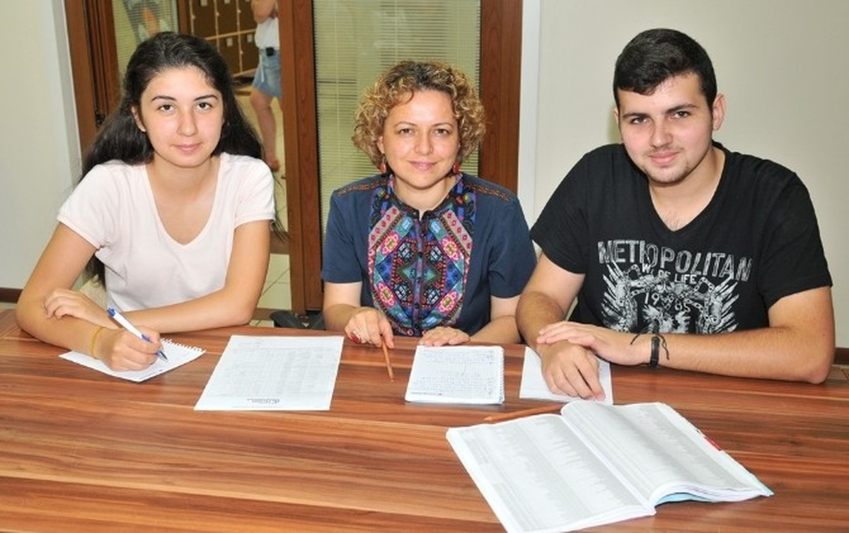 Nilüfer\'de Üniversite Adaylarına Ücretsiz Rehberlik Hizmeti