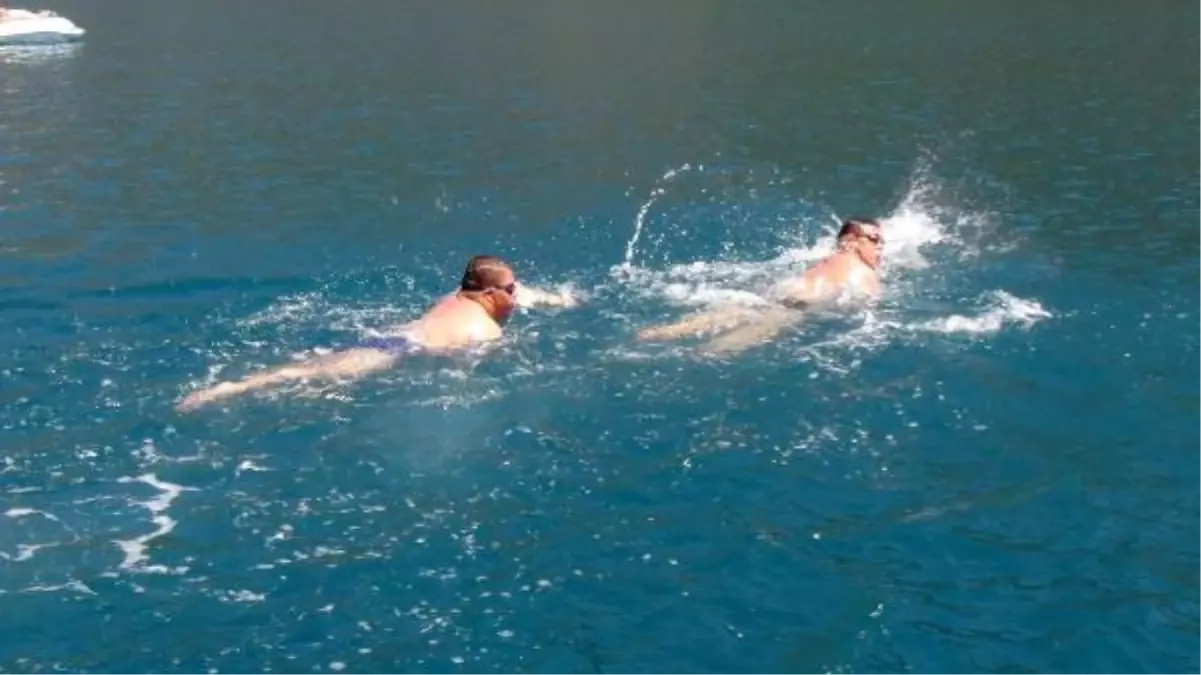 Özel Milli Yüzücüler Fethiye\'de Kampa Girdi