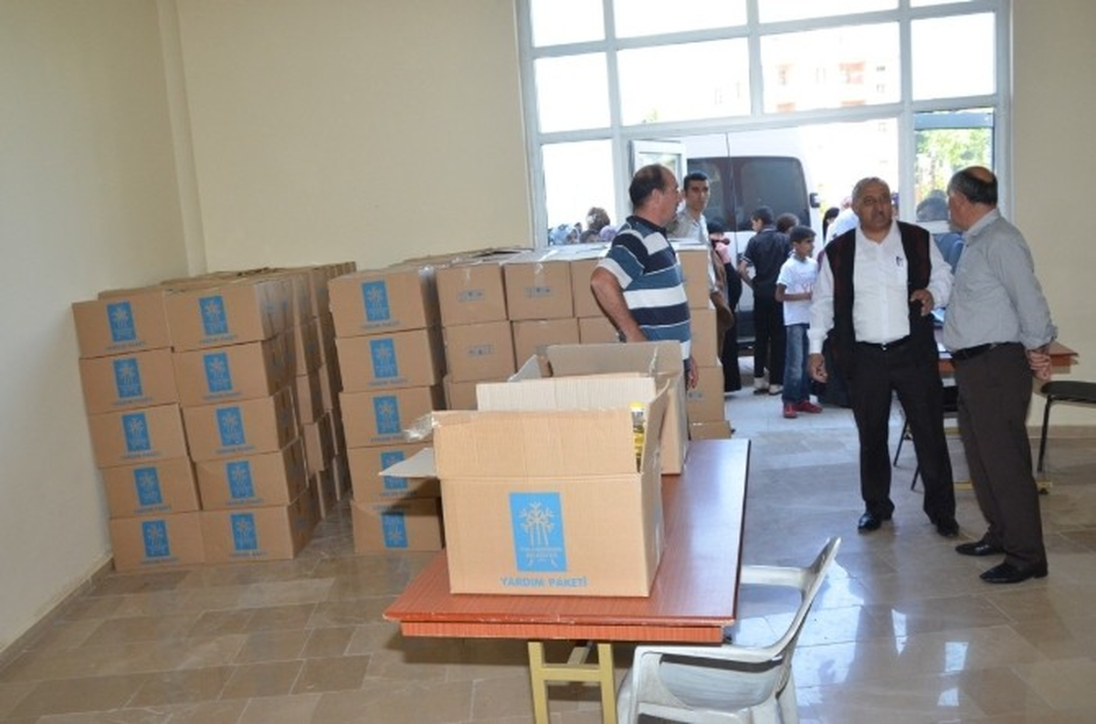 Palandöken Belediyesi\'nden Gıda Yardımı…